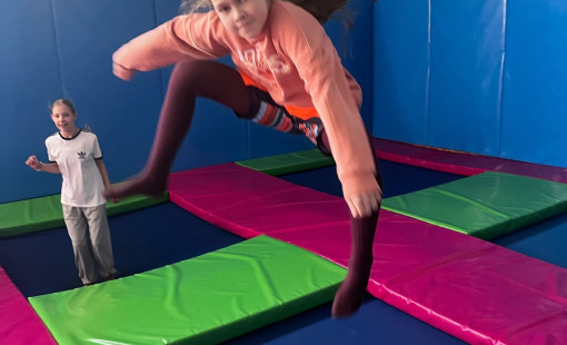 jpOL32Q9u_PU3ILp53k8Xlb2yIOrIWAb03DexuhyDuZek0-NA2dfWcisye5n9PTfzc_TGdmZ3kWzoxNARFxPBODN