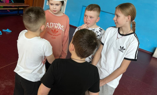 8Tg_5U1fPZ4ftC_N_r1zYlftvO57ksUjP_en8plU9jqt9ab_V5vYMm4BOMiP1ZuUHZnlC43uA9BX35LFlD4iHu81